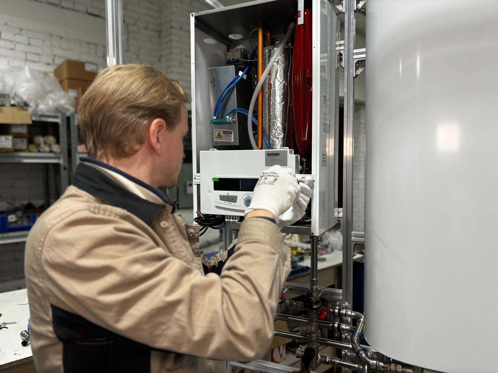 Water Heater Leak Repair service in Livonia, MI